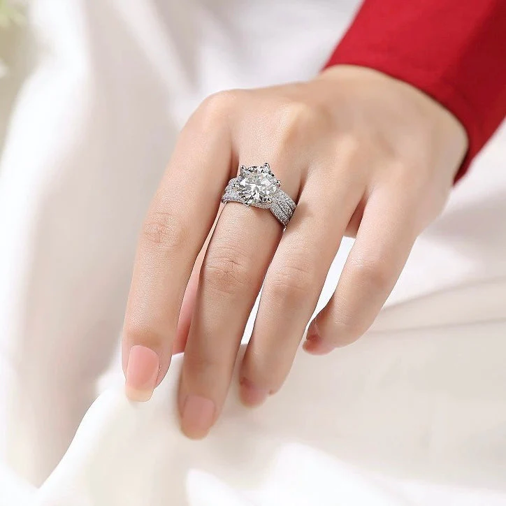 🚀 Must-Have丨CZTICLE™💍Magnetology Moissanite Diamond Ring💖LAST DAY SALE - 80% OFF | Experience the power of magnetic therapy, titanium, and moissanite to enhance wellness, support blood circulation, detoxify, and ignite fat burning. Limited time offer - Image 12